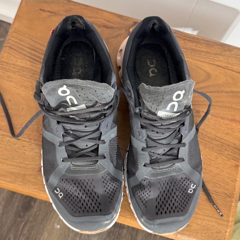 On Women's Cloudflow Active Running Sneakers - Picture 6 of 9